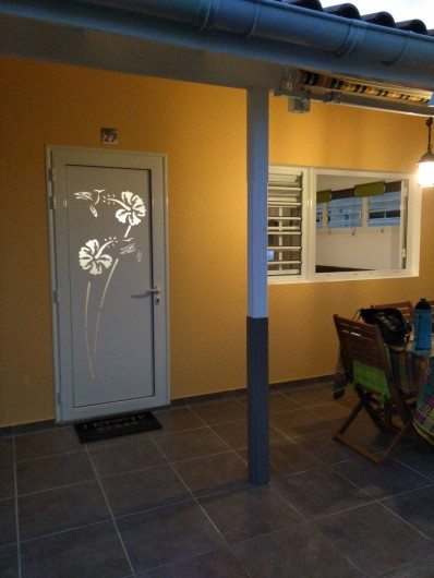 Location de vacances - Studio à Les Trois-Îlets - Cette photo ne sert à rien mais la porte est trop jolie hihi !!!