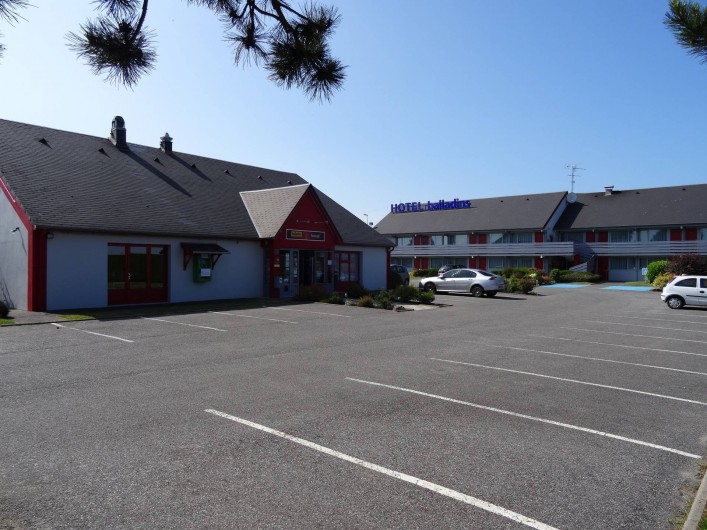 Location de vacances - Hôtel - Auberge à Saint-Aubin-sur-Scie - Entrée de l'hôtel