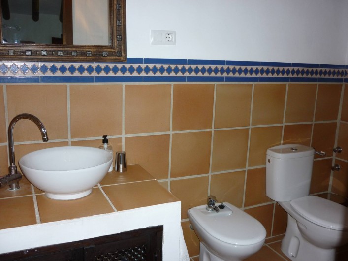 Location de vacances - Gîte à Fuentes de Cesna - Une salle de bains