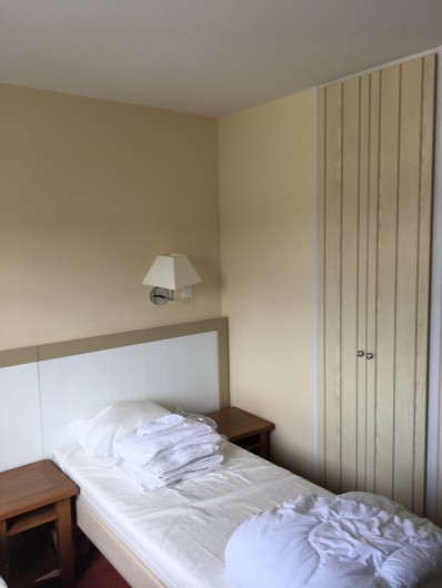 Location de vacances - Villa à Quend Plage - placard equipé en chambre , sur palier et entrée