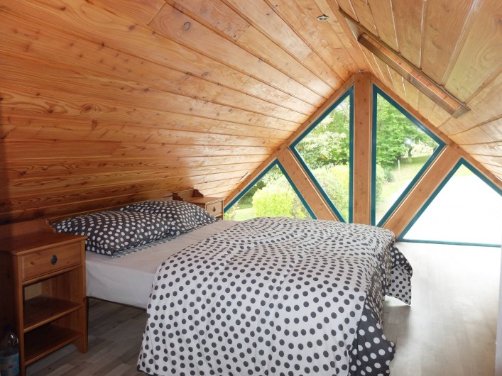 Location de vacances - Chalet à Plouër-sur-Rance - La chambre de l'etage