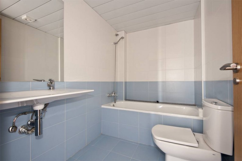 Location de vacances - Appartement à Empuriabrava - 1.salle de bain .fait partie  de la suite  parentale