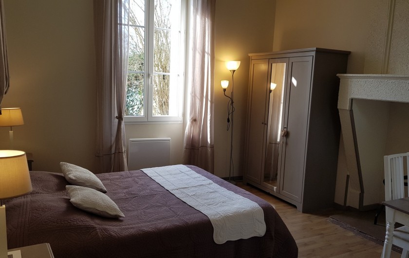 Location de vacances - Chambre d'hôtes à Cubnezais - Chambre "Muscadelle"  Située au rez-de-chaussée