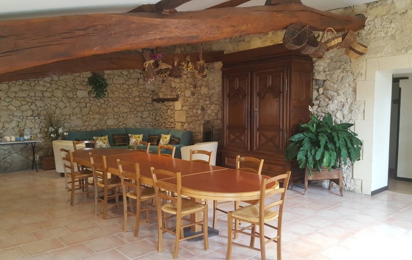 Location de vacances - Chambre d'hôtes à Cubnezais - Salle à manger