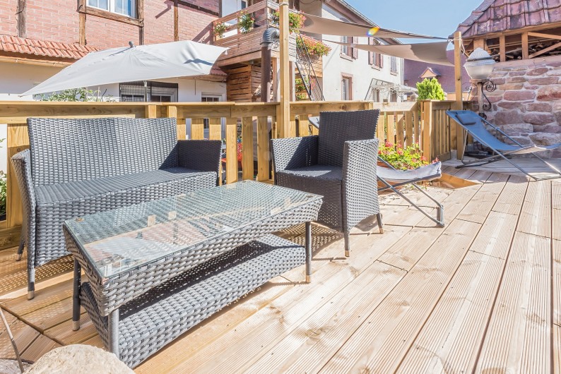 Location de vacances - Gîte à Ungersheim - La Piscine / Terrasse