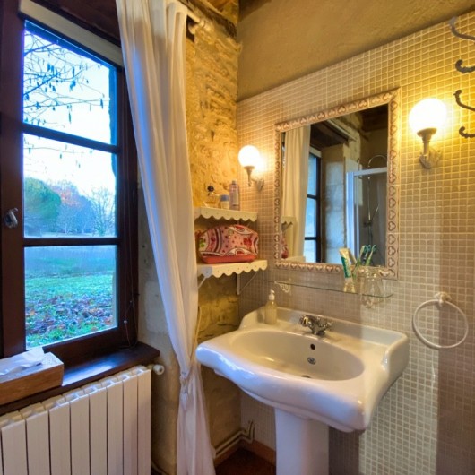 Location de vacances - Chambre d'hôtes à Saint-Crépin-et-Carlucet - Chambre "Eugénie" 2 personnes