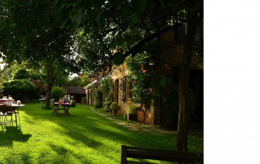 Location de vacances - Chambre d'hôtes à Saint-Crépin-et-Carlucet - La maison