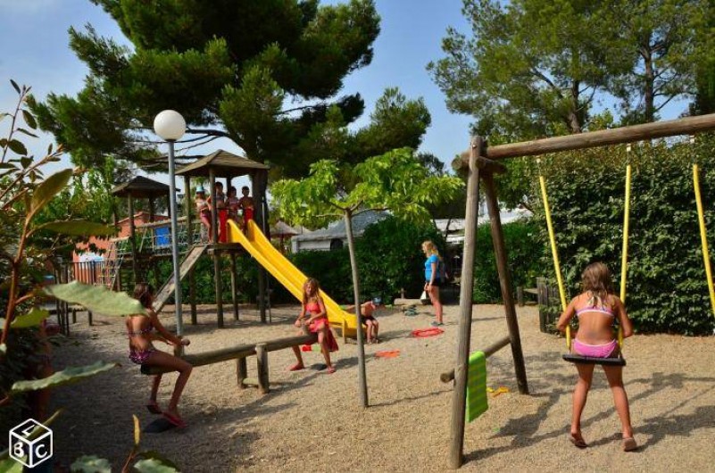 Location de vacances - Bungalow - Mobilhome à Bessan - Aire de jeux enfants