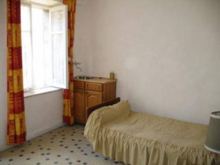 Location de vacances - Maison - Villa à Saint-Mihiel - Chambre 1 lit simple