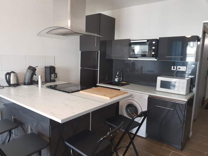 Location de vacances - Appartement à Argelès-sur-Mer - cuisine complète