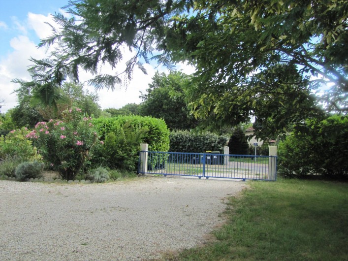 Location de vacances - Villa à Soulac-sur-Mer - Portail d'entré