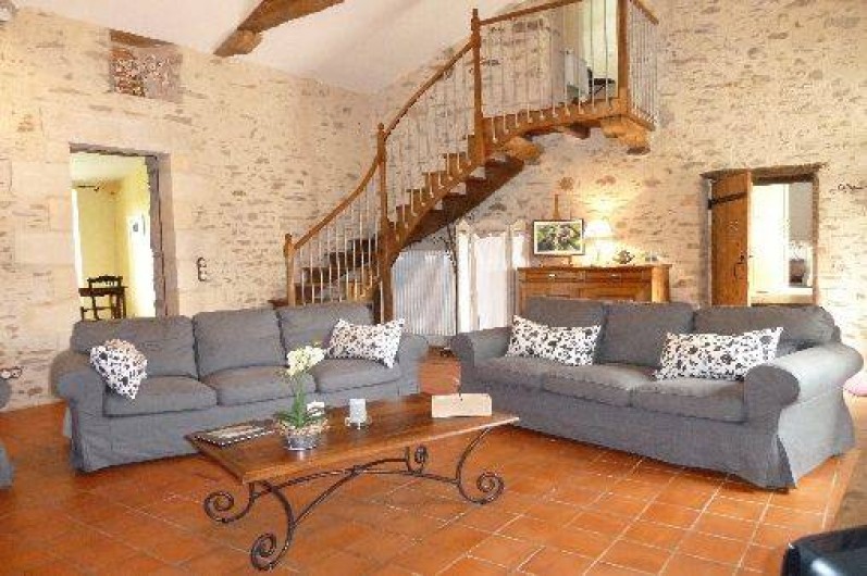 Location de vacances - Gîte à Château-Guibert - Salon desservant les 3 chambres