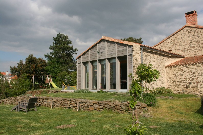 Location de vacances - Gîte à Château-Guibert - Détail du jardin