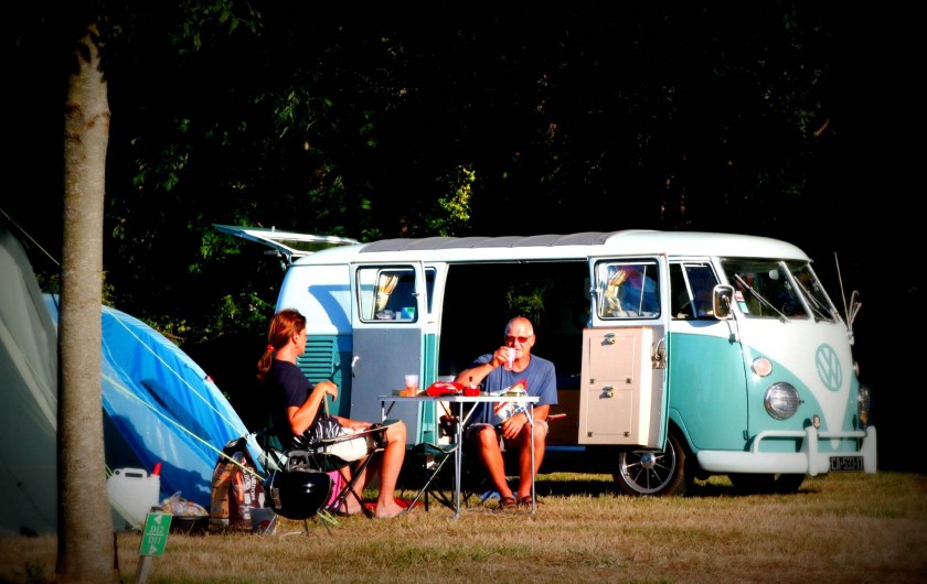 Location de vacances - Camping à Sarzeau - Bienvenue aux VW Combi
