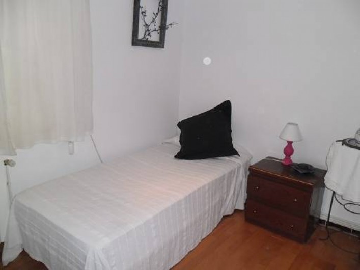 Location de vacances - Appartement à L'Estartit - CHAMBRE INDIVIDUEL + LIT BEBE, AVEC VENTILATEUR AU PLAFOND