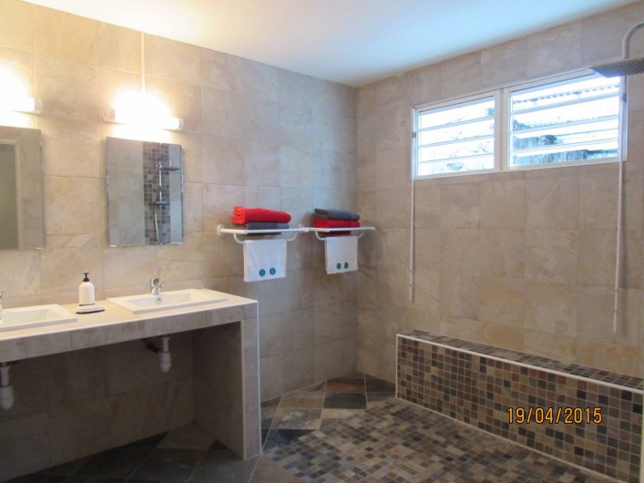 Location de vacances - Villa à Bois De Nèfles - Salle d'eau