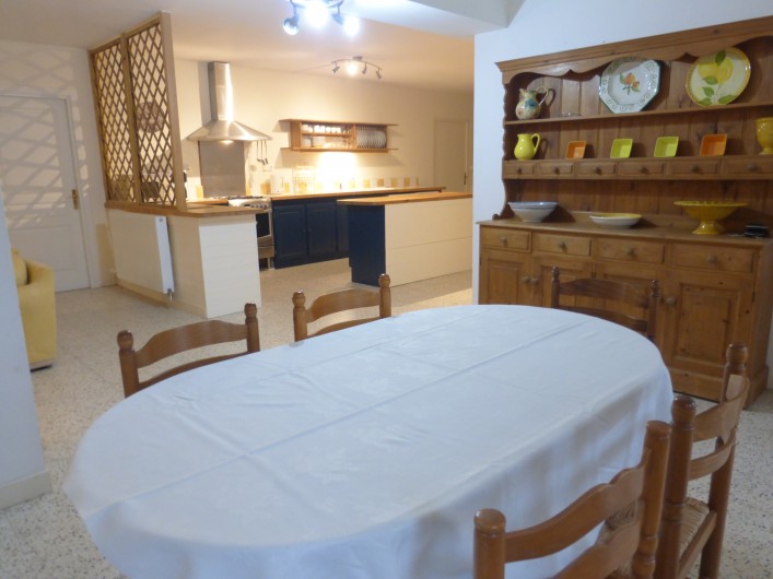 Location de vacances - Gîte à Branoux-les-Taillades - Les Pins (8 personnes)