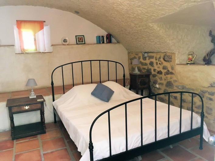 Location de vacances - Gîte à Branoux-les-Taillades - Les Tilleuls (5 pers); chambre double  (lit 160 x 200cm)