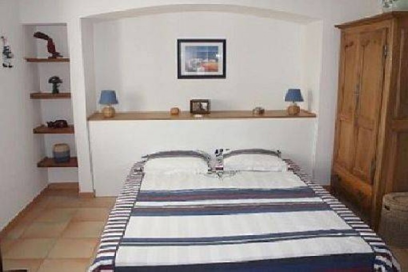 Location de vacances - Villa à Saint-Raphaël - chambre 1 suite parentale lit 160X200