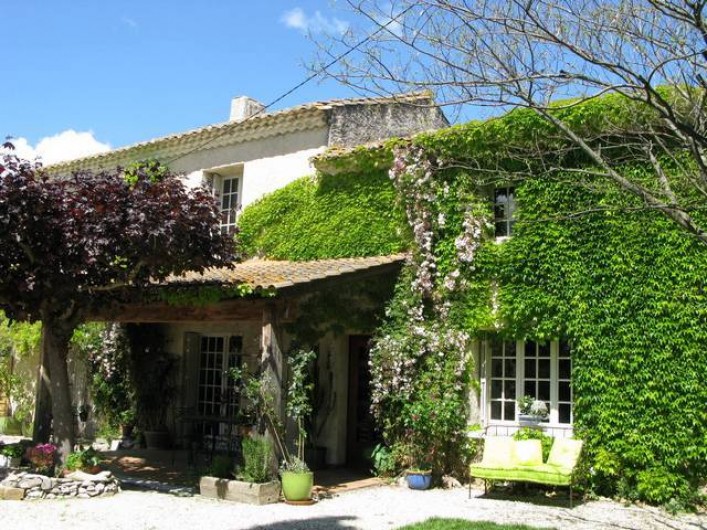 Location de vacances - Chambre d'hôtes à Saint-Geniès-de-Comolas - Le Mas Provençal