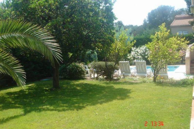 Location de vacances - Villa à Saint-Aygulf - Jardin
