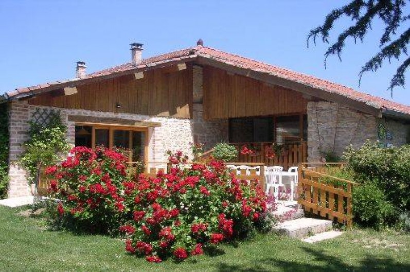 Location de vacances - Chambre d'hôtes à Saint-Lattier - coté terrasse