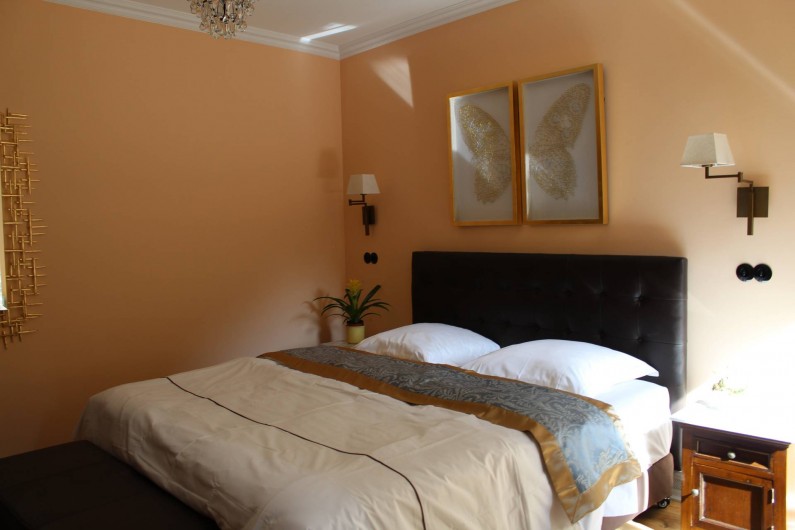Location de vacances - Appartement à Bad Ems - Chambre à coucher avec grand lit