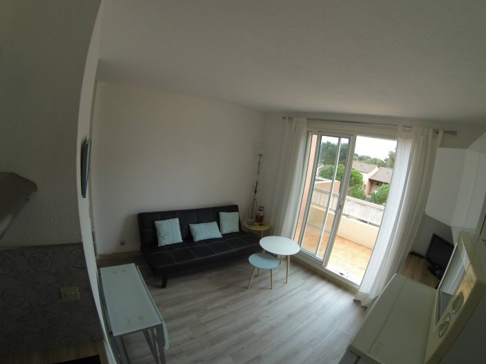 Location de vacances - Appartement à Carry-le-Rouet - pièce à vivre avec clic clac