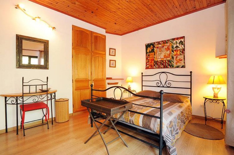 Location de vacances - Chambre d'hôtes à Salses-le-Château - La chambre "Le Soleil"