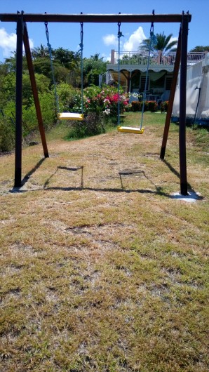 Location de vacances - Appartement à Sainte-Anne - Balançoire