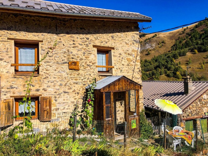 Location de vacances - Maison - Villa à La Grave - Entrée et terrasse Sud