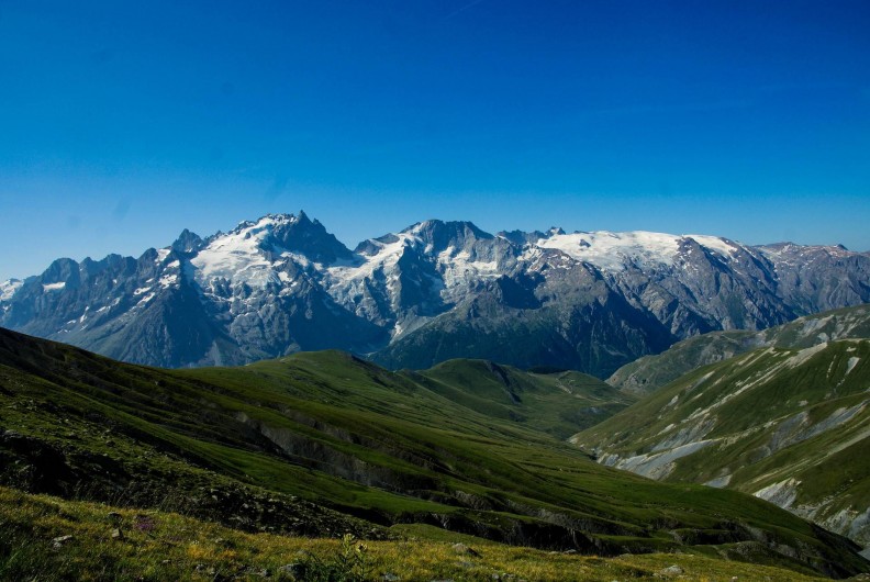 Location de vacances - Maison - Villa à La Grave - Randonnée face à la Meije