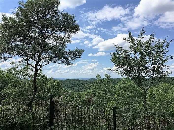 Location de vacances - Appartement à Fontain - belvédère: vue somptueuse sur les collines de Besançon