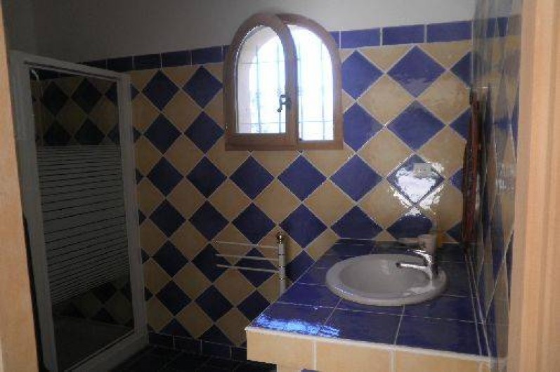 Location de vacances - Chambre d'hôtes à Cotignac - Salle de bain wc l'Olivette