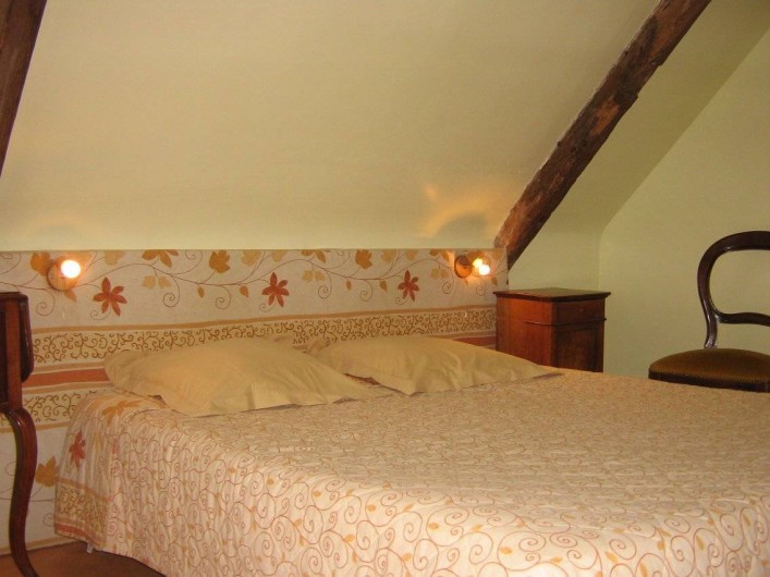 Location de vacances - Chambre d'hôtes à Plouguiel - Fous de Bassan: 2 pièces communicantes, salle d'eau et wc 1 lit double