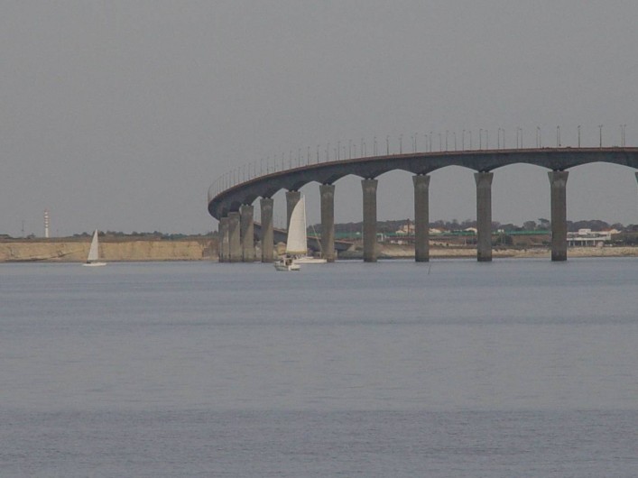 Location de vacances - Villa à Ars-en-Ré - Le pont Accès à l'Ile de Ré