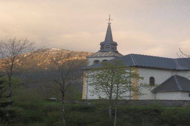 Location de vacances - Appartement à Saint-Nicolas de Véroce - Eglise baroque du village