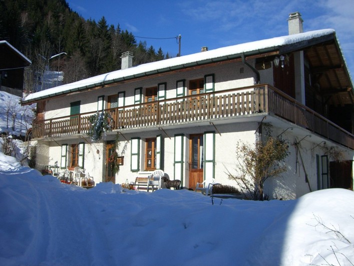 Location de vacances - Appartement à Saint-Nicolas de Véroce - Façade sud