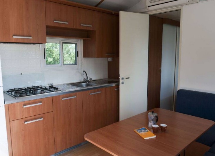 Location de vacances - Bungalow - Mobilhome à Monforte San Giorgio - Cuisine mobilhome