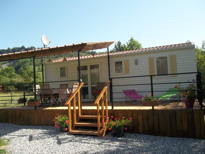 Location de vacances - Bungalow - Mobilhome à Blieux - bungalow plein soleil