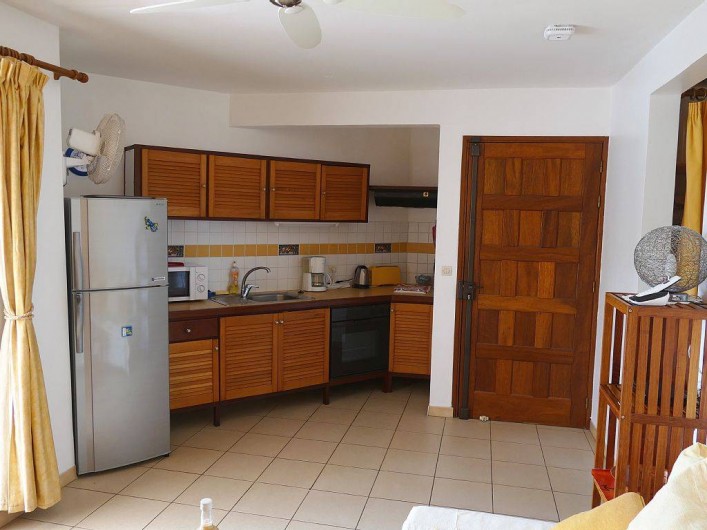 Location de vacances - Appartement à Pointe du Bout - cuisine équipée