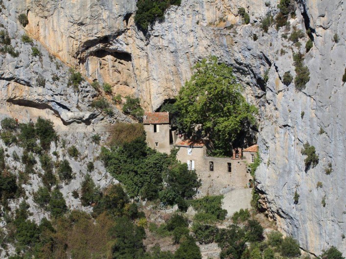Location de vacances - Appartement à Canet-en-Roussillon - ermitage de GALAMUS  creusé dans la roche