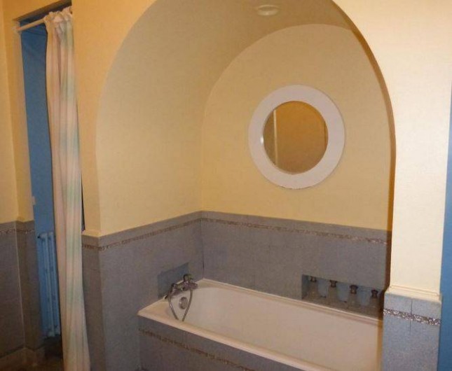 Location de vacances - Château - Manoir à Émeringes