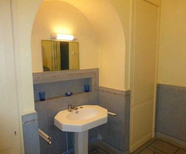 Location de vacances - Château - Manoir à Émeringes