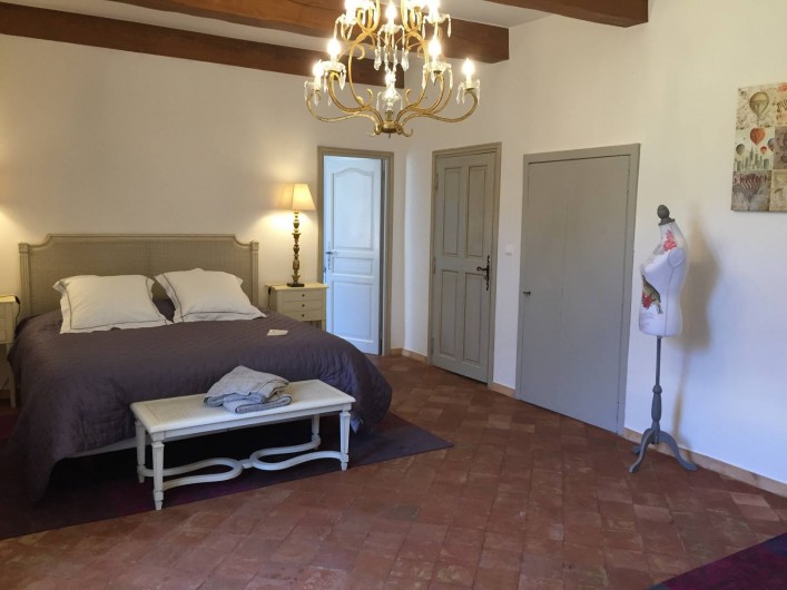 Location de vacances - Chambre d'hôtes à Saint-Félix-de-Pallières - Chambre Cyprès
