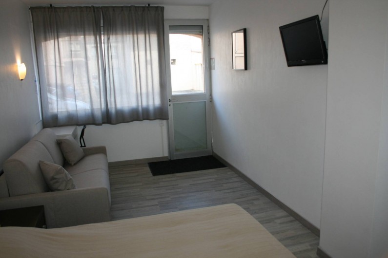 Location de vacances - Hôtel - Auberge à Frontignan - Chambre Double Twin en rez-de-chaussée avec terrasse.