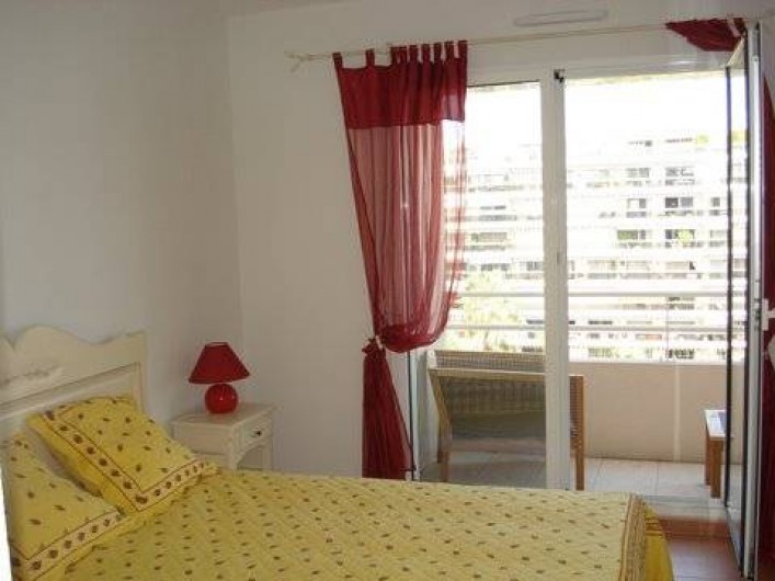 Location de vacances - Appartement à Juan les Pins - Chambre principale