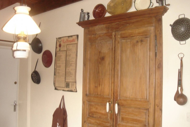 Location de vacances - Chalet à Corrençon-en-Vercors - Placard cuisine