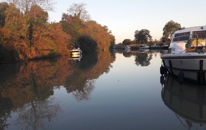 Location de vacances - Péniche à Sète - Le Charme du Canal du Midi.