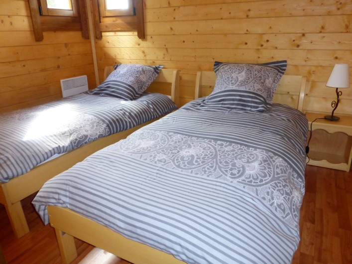 Location de vacances - Chalet à Pompiey - chambre enfants
